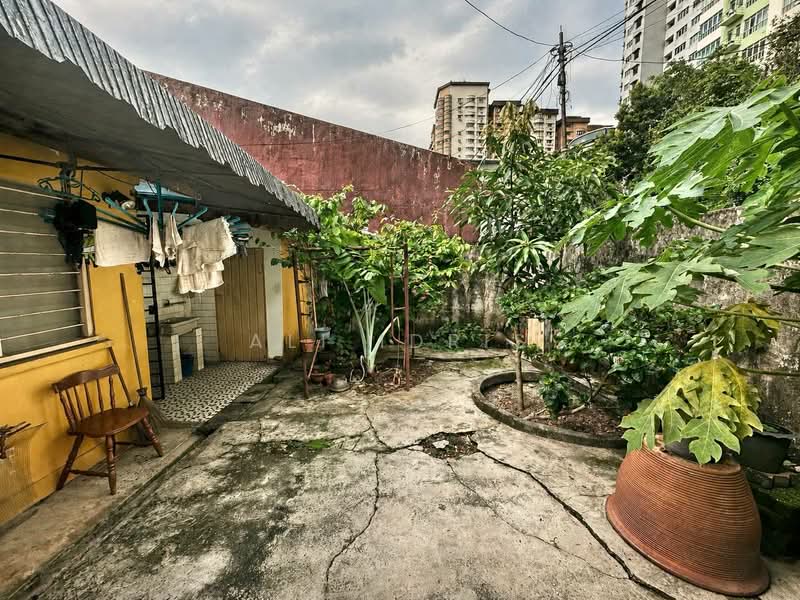 Rumah Teres 1 Tingkat untuk Dijual di Seksyen 14 (Petaling Jaya) - Ali Idris - Exterior - PropertyGuru.com.my