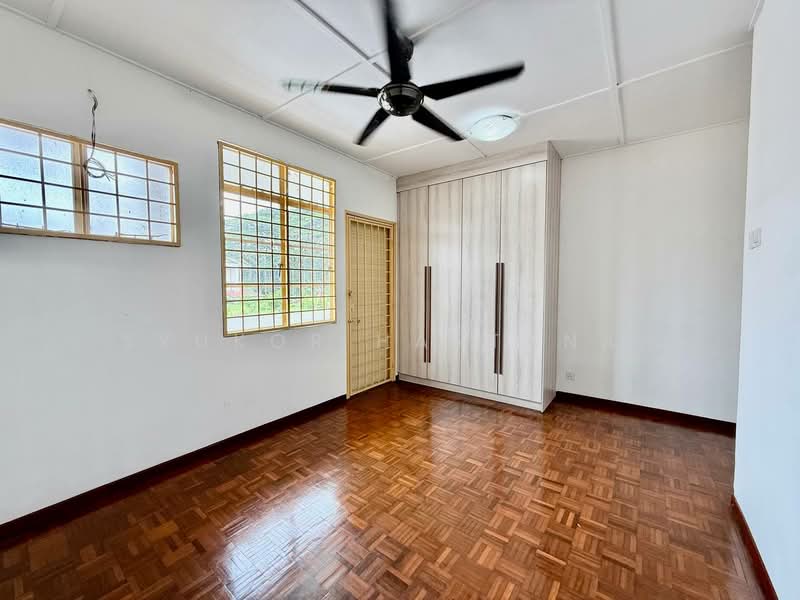 Rumah Teres 2 Tingkat untuk Dijual di Rawang (Selangor) - Syukor Hartanah - Bedroom - PropertyGuru.com.my