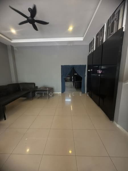Semi-D Factory for Sale in Taman Perindustrian Sri Plentong (Masai) - Fion Lee - Living Room - PropertyGuru.com.my