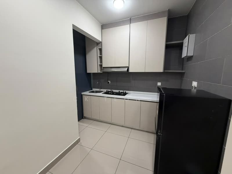 Kondominium untuk Dijual di Ascenda Residence @ Skyarena - CK Teong - Kitchen - PropertyGuru.com.my