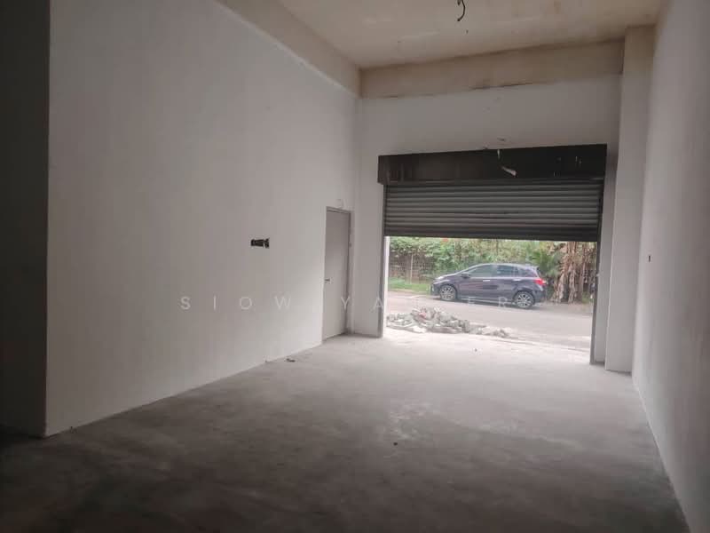 Shop for Sale in Taman Damansara Aliff (Tampoi) - Siow Yan Er - Interior - PropertyGuru.com.my