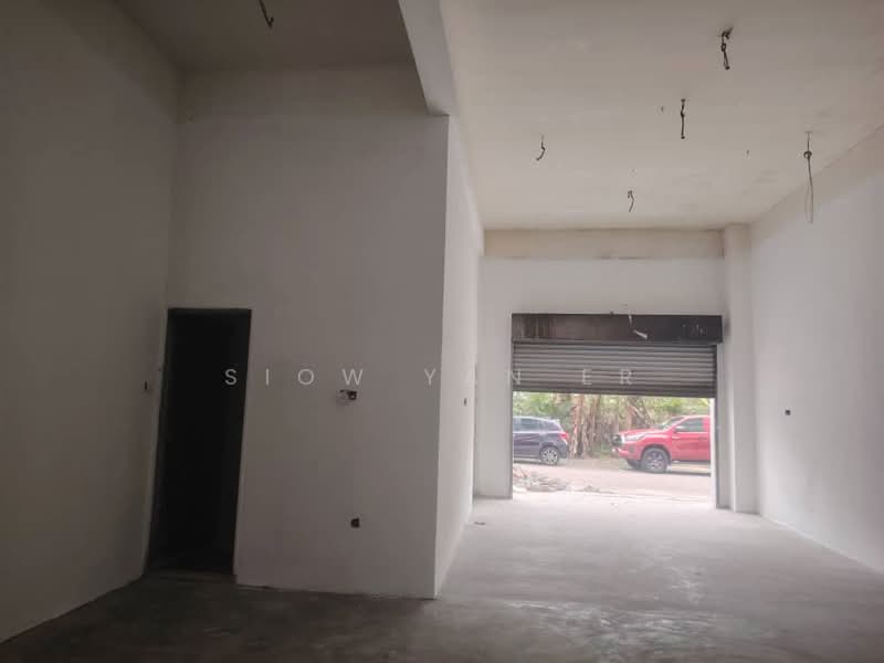 Shop for Sale in Taman Damansara Aliff (Tampoi) - Siow Yan Er - Interior - PropertyGuru.com.my