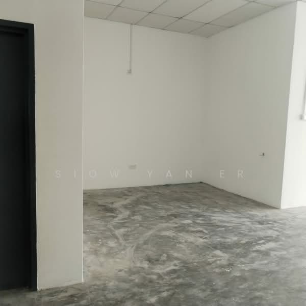 Shop for Sale in Taman Damansara Aliff (Tampoi) - Siow Yan Er - Interior - PropertyGuru.com.my