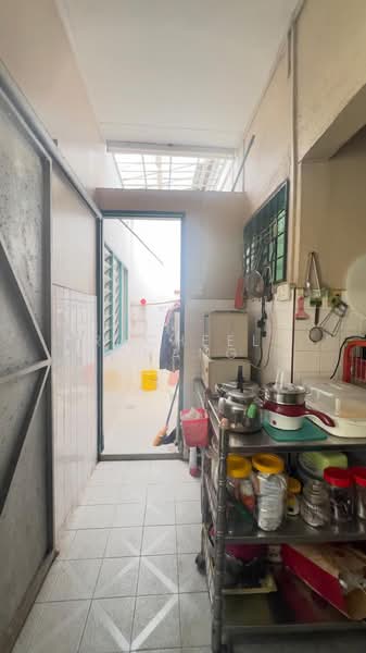 Rumah Teres 2 Tingkat untuk Dijual di Taman Daya (Kepong) - Racheel Chang - Kitchen - PropertyGuru.com.my