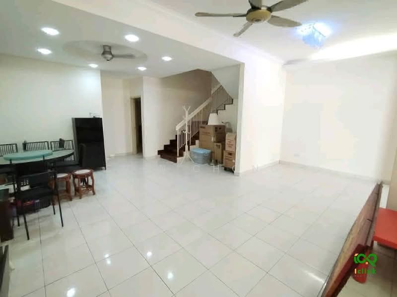 2-storey Terraced House for Sale in Bandar Puteri Puchong (Puchong) - Even Chong - Living Room - PropertyGuru.com.my