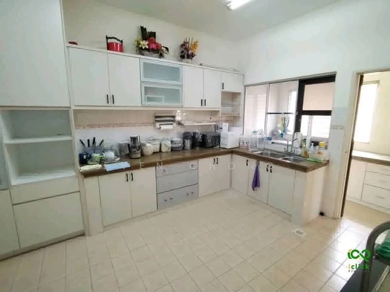 2-storey Terraced House for Sale in Bandar Puteri Puchong (Puchong) - Even Chong - Kitchen - PropertyGuru.com.my