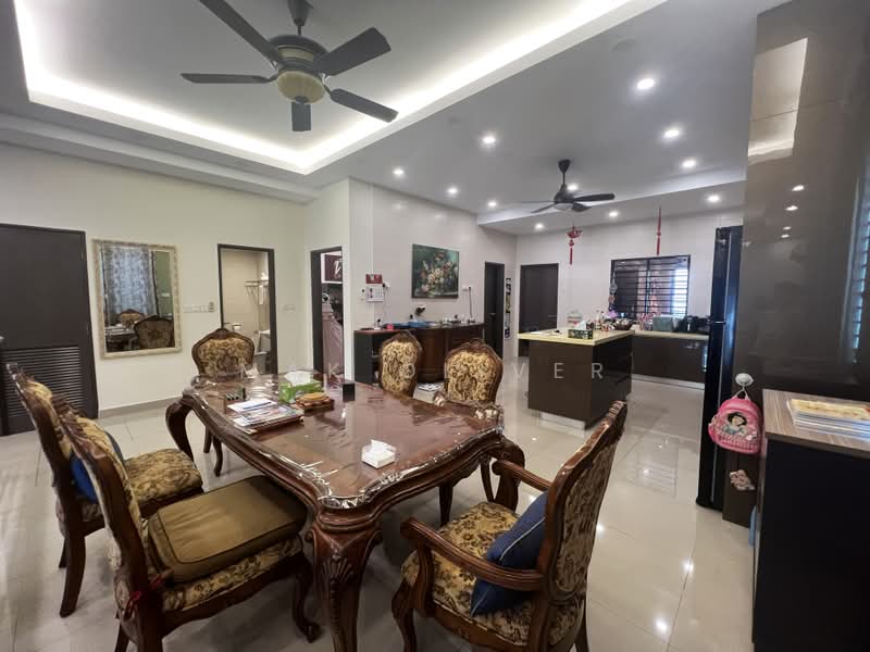 2.5-storey Terraced House for Sale in Kinrara Residence (Puchong) - Mak Oliver - Dining Room - PropertyGuru.com.my