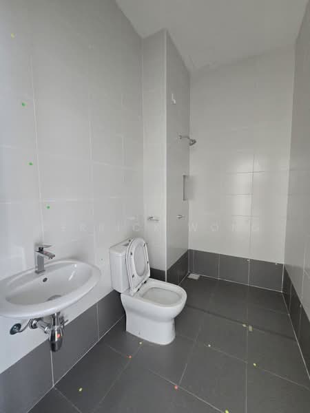 Cluster House for Sale in Eco Botanic (Iskandar Puteri (Nusajaya)) - Derrick Wong - Bathroom - PropertyGuru.com.my