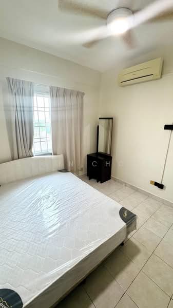 Pangsapuri untuk Disewa di Bayu Puteri 2 - Anson Chong - Bedroom - PropertyGuru.com.my
