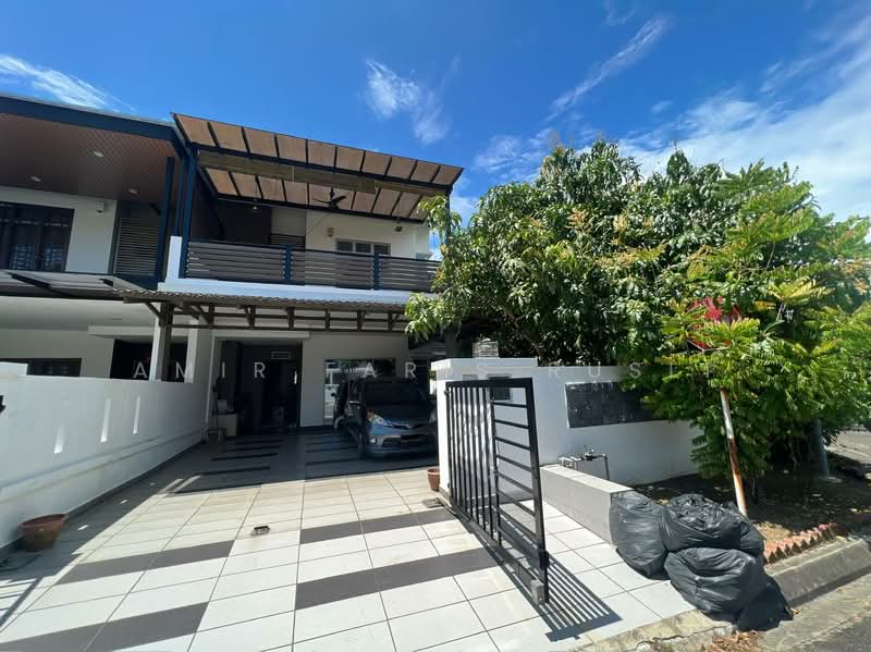 2-storey Terraced House for Sale in Taman Nusa Idaman (Iskandar Puteri (Nusajaya)) - Amir Faris Rusli - Exterior - PropertyGuru.com.my