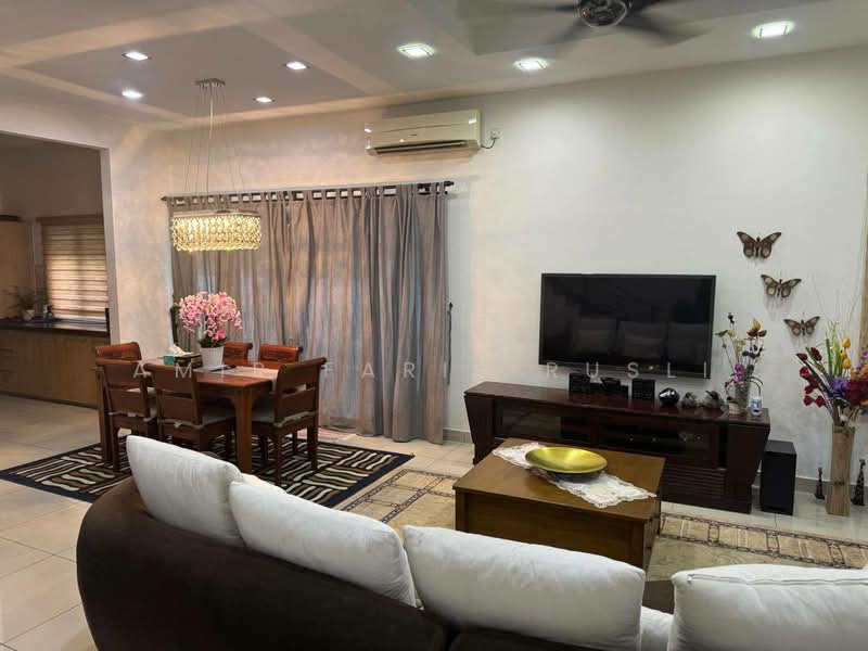 2-storey Terraced House for Sale in Taman Nusa Idaman (Iskandar Puteri (Nusajaya)) - Amir Faris Rusli - Living Room - PropertyGuru.com.my