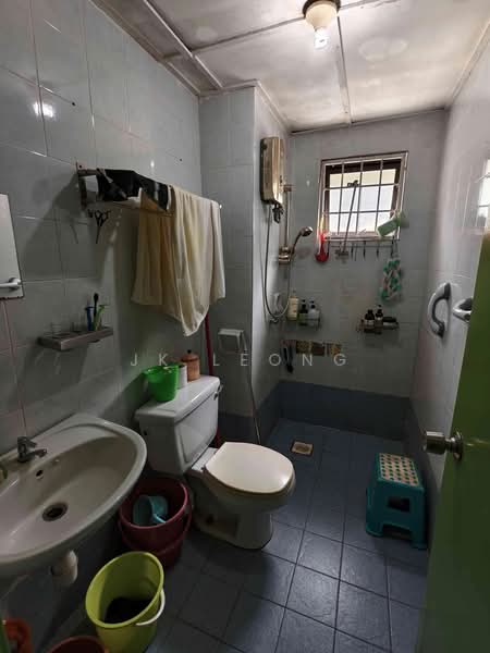 Condominium for Sale at Casa Venicia Greenview Tower - JK Leong - Bathroom - PropertyGuru.com.my