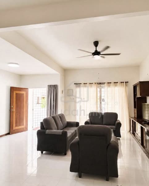 Rumah Teres 2 Tingkat untuk Dijual di Taman Saujana Permai (Bukit Mertajam) - Shirley Ong - Living Room - PropertyGuru.com.my