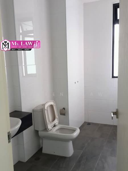 Kondominium untuk Dijual di Grace Residence - Albeena Law - Bathroom - PropertyGuru.com.my
