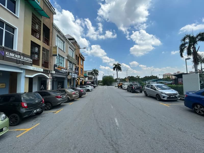 Shop for Sale in Kajang (Selangor) - Aishah Rosnam - Exterior - PropertyGuru.com.my