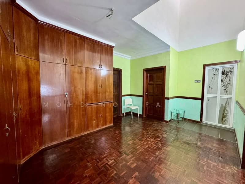 2-storey Terraced House for Sale in Seksyen 8 (Shah Alam) - Mohd Nor Fahmi - PropertyGuru.com.my