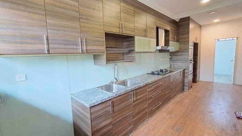 Rumah Berkembar untuk Dijual di Taman Emas (Klang) - Tom Lee - PropertyGuru.com.my
