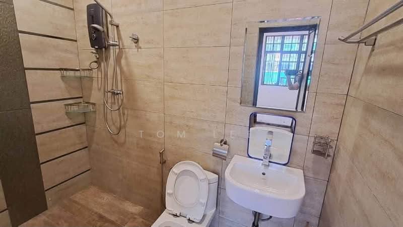 Rumah Berkembar untuk Dijual di Taman Emas (Klang) - Tom Lee - PropertyGuru.com.my