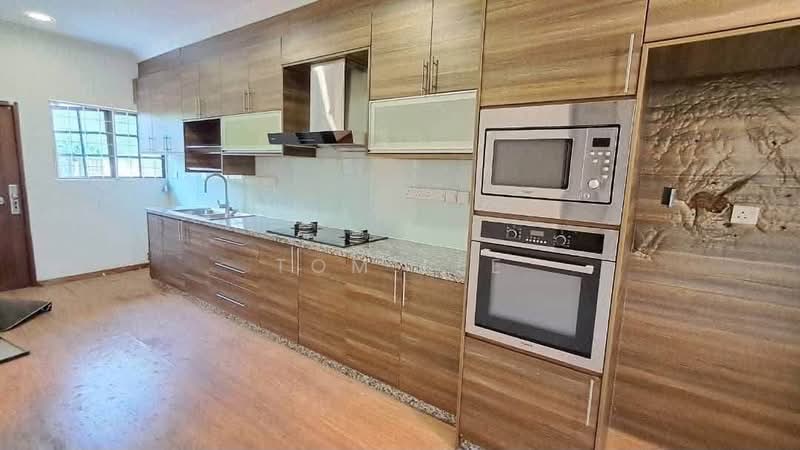 Rumah Berkembar untuk Dijual di Taman Emas (Klang) - Tom Lee - PropertyGuru.com.my