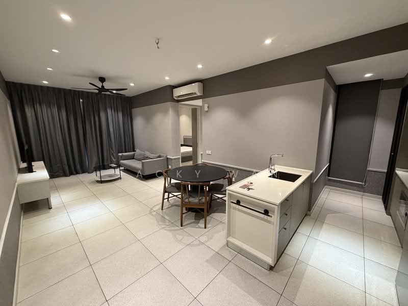 Kediaman Servis untuk Disewa di Millerz Square Serviced Residence - Jacky Wan - Living Room - PropertyGuru.com.my