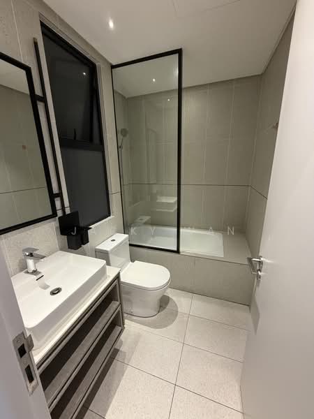 Kediaman Servis untuk Disewa di Millerz Square Serviced Residence - Jacky Wan - Bathroom - PropertyGuru.com.my