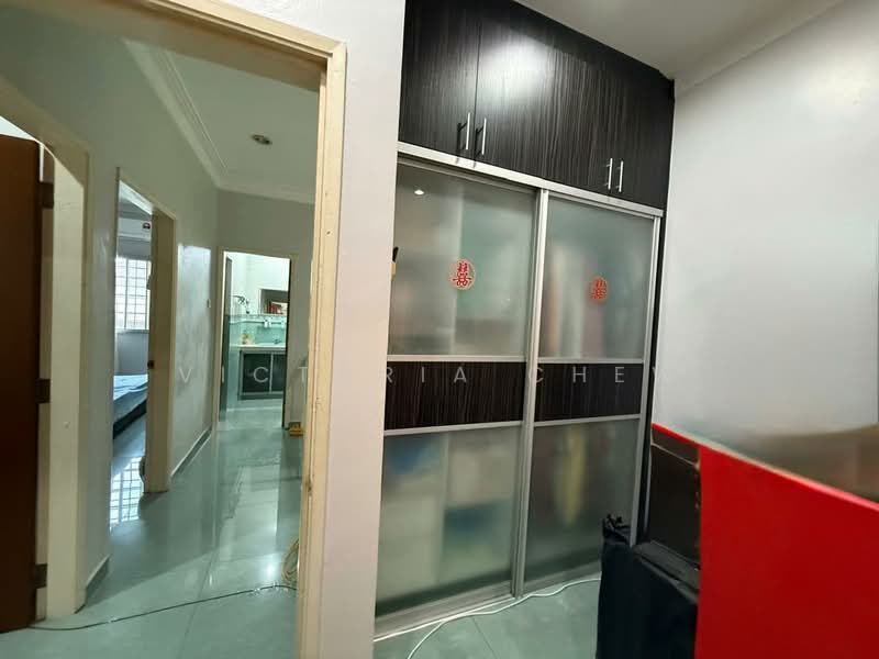 Rumah Teres 2 Tingkat untuk Dijual di Usj 6 (Subang Jaya) - Victoria Chew - Corridor - PropertyGuru.com.my