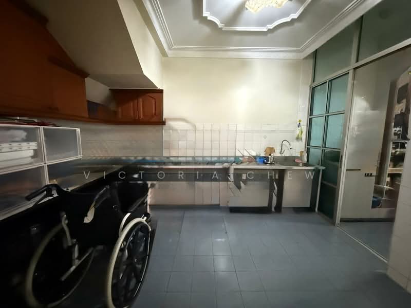 Rumah Teres 2 Tingkat untuk Dijual di Usj 6 (Subang Jaya) - Victoria Chew - Kitchen - PropertyGuru.com.my
