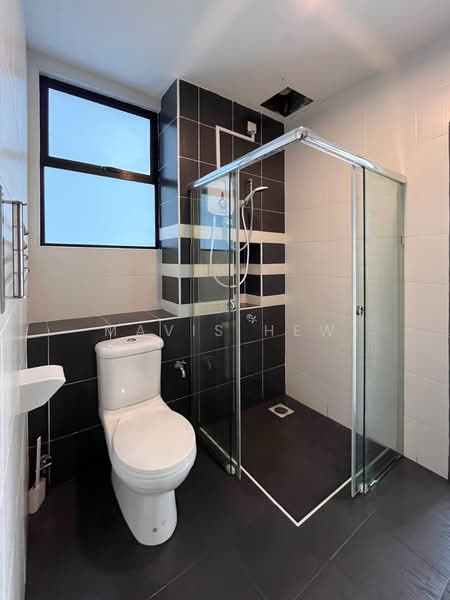 Pangsapuri untuk Disewa di Seri Austin Residence (Pangsapuri Seri Austin) - Mavis Hew - Bathroom - PropertyGuru.com.my