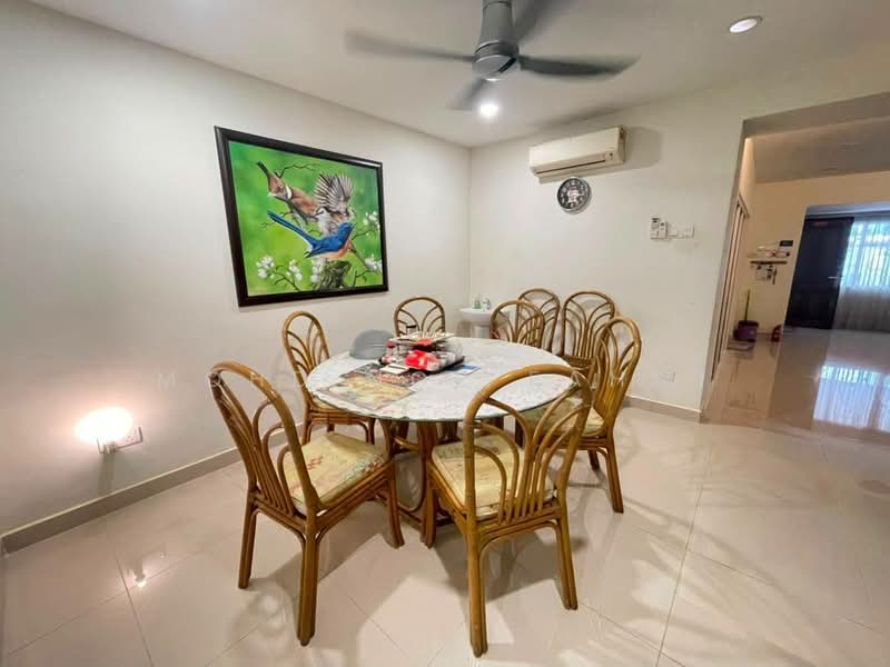 Rumah Teres 2 Tingkat untuk Dijual di SS 21, Damansara Utama (Petaling Jaya) - Mohd Nor Fahmi - Dining Room - PropertyGuru.com.my