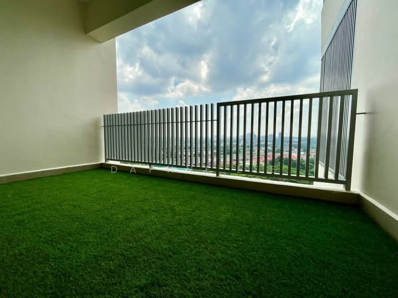 Pangsapuri untuk Disewa di Molek Pine 3 - Daphne Lee - Balcony - PropertyGuru.com.my