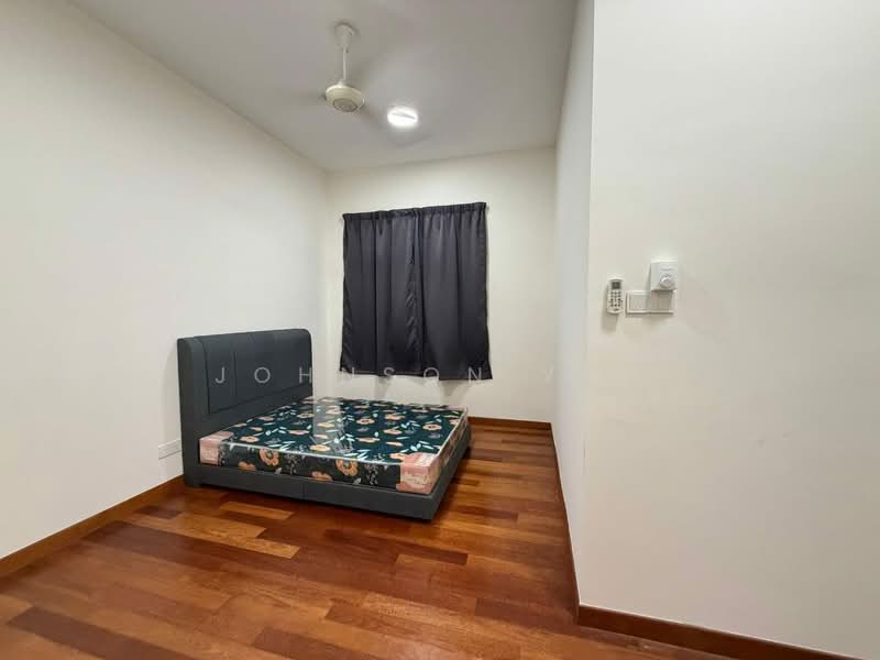 Rumah Berkembar untuk Dijual di Taman Sutera Utama (Skudai) - Johnson Yap - Bedroom - PropertyGuru.com.my