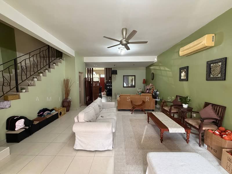2-storey Terraced House for Sale in Taman Puteri Wangsa (Ulu Tiram) - Amir Faris Rusli - Living Room - PropertyGuru.com.my