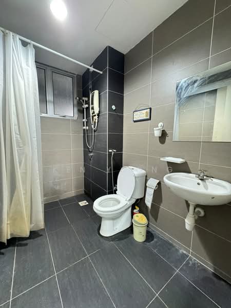 Servis Apartment untuk Disewa di Maxim Residences - Ken Yoong - Bathroom - PropertyGuru.com.my