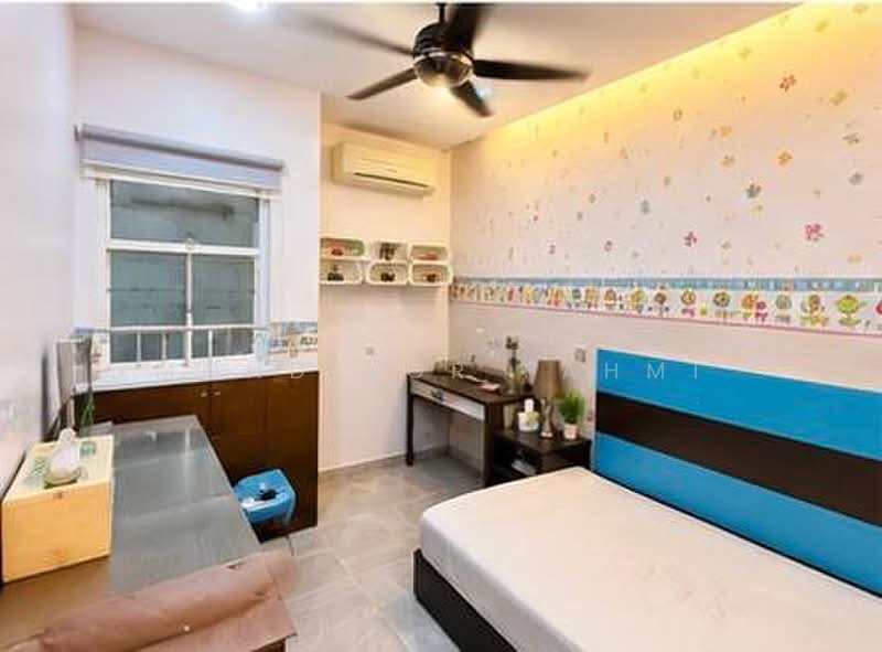 1-storey Terraced House for Sale in Taman Serdang Jaya (Seri Kembangan) - Mohd Nor Fahmi - Bedroom - PropertyGuru.com.my