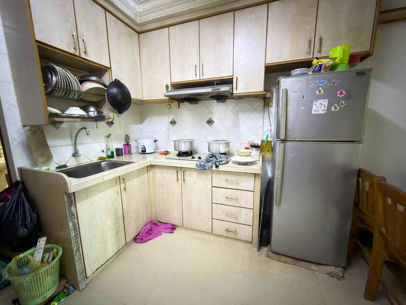 Apartment for Sale at Taman Alor Vista - Darren Lye - Kitchen - PropertyGuru.com.my