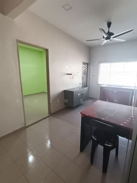 1-storey Terraced House for Sale in Taman Kota Masai (Pasir Gudang) - Ong Lih Shyan - Kitchen - PropertyGuru.com.my