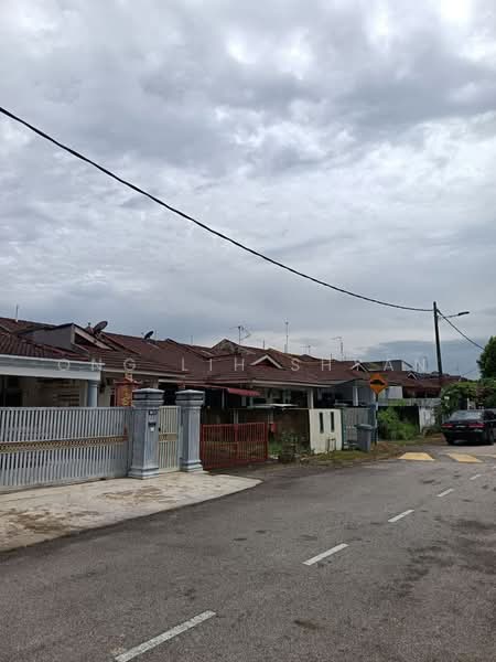 1-storey Terraced House for Sale in Taman Kota Masai (Pasir Gudang) - Ong Lih Shyan - Exterior - PropertyGuru.com.my