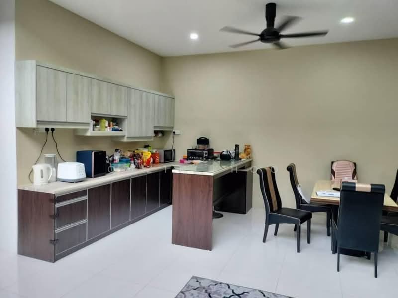 Cluster House for Sale in Panorama Lapangan Perdana (Ipoh) - Qazin Khoo - Kitchen - PropertyGuru.com.my
