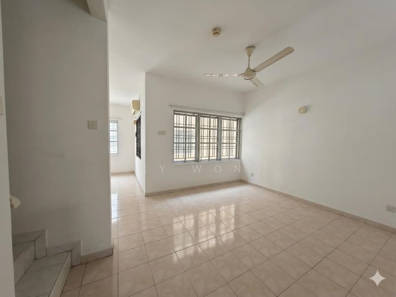 2-storey Terraced House for Sale in Bandar Bukit Puchong (Puchong) - Sky Wong - Living Room - PropertyGuru.com.my