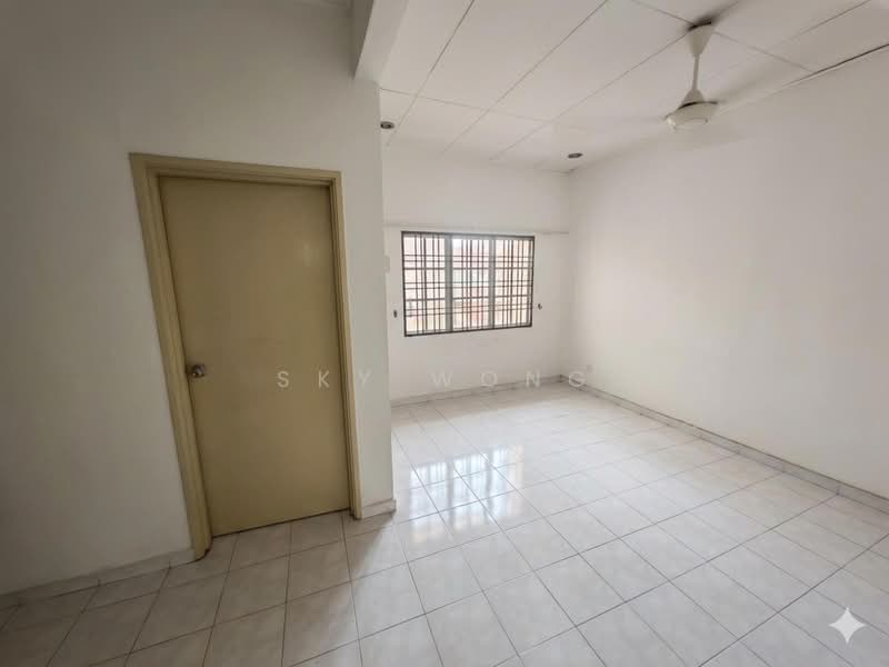 2-storey Terraced House for Sale in Bandar Bukit Puchong (Puchong) - Sky Wong - Interior - PropertyGuru.com.my