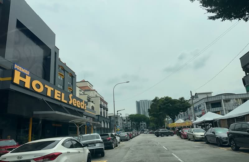Shop / Office for Sale in Bandar Baru Sri Petaling (Sri Petaling) - May Wong - Exterior - PropertyGuru.com.my