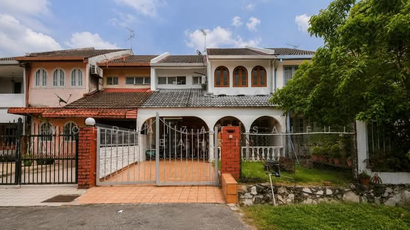 2-storey Terraced House for Sale in Taman Tun Dr Ismail (Kuala Lumpur) - Mohd Aizat Saiful Bahri - Exterior - PropertyGuru.com.my