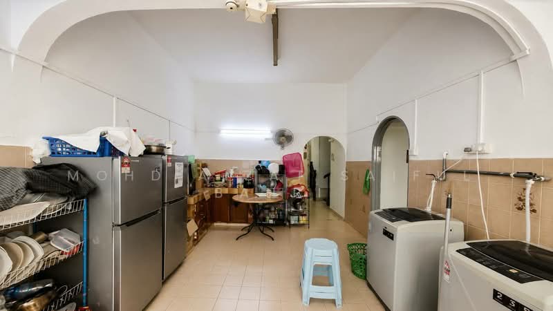2-storey Terraced House for Sale in Taman Tun Dr Ismail (Kuala Lumpur) - Mohd Aizat Saiful Bahri - Kitchen - PropertyGuru.com.my