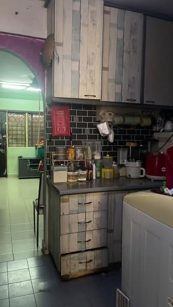 Rumah Flat untuk Dijual di Taman Pandan Perdana - Jayden Lee - Kitchen - PropertyGuru.com.my