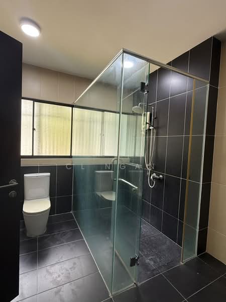 Rumah Berkembar untuk Dijual di Jade Hills (Kajang) - CL Ngan - Bathroom - PropertyGuru.com.my