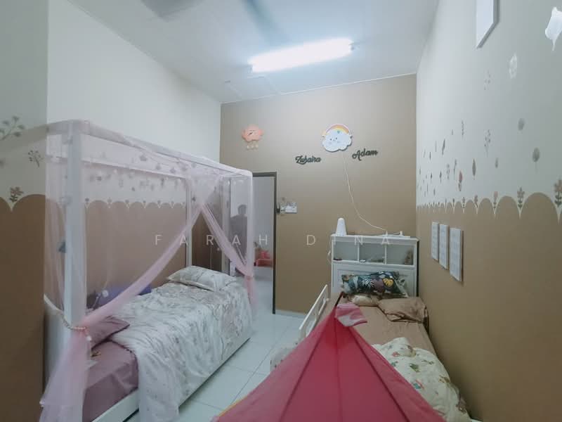 Rumah Teres untuk Dijual di Petaling Jaya (Selangor) - Farah Dina - Bedroom - PropertyGuru.com.my