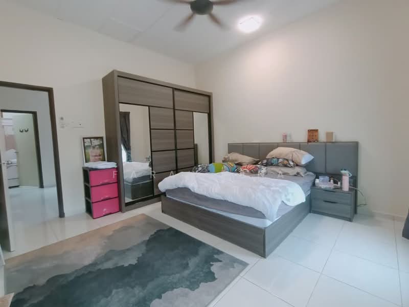 Rumah Teres untuk Dijual di Petaling Jaya (Selangor) - Farah Dina - Bedroom - PropertyGuru.com.my