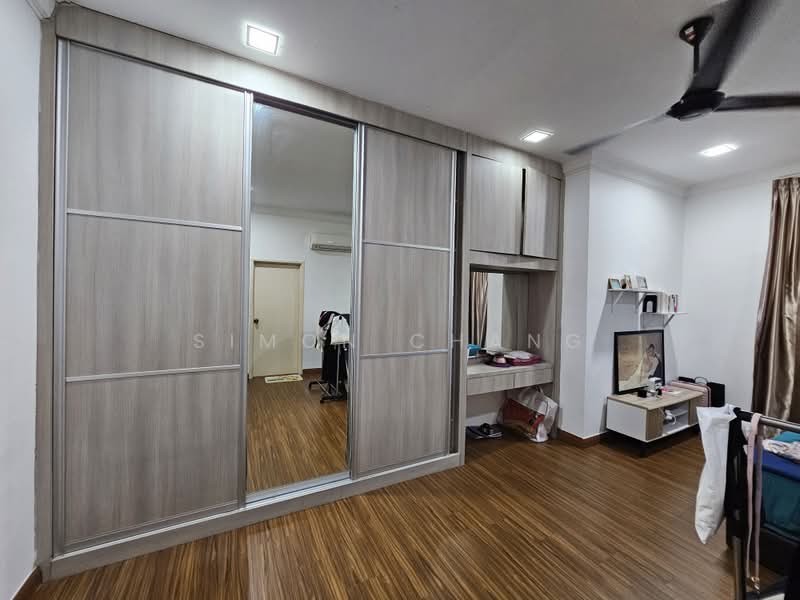 Rumah Teres 3 Tingkat untuk Dijual di Shah Alam (Selangor) - Simon Chang - Bedroom - PropertyGuru.com.my
