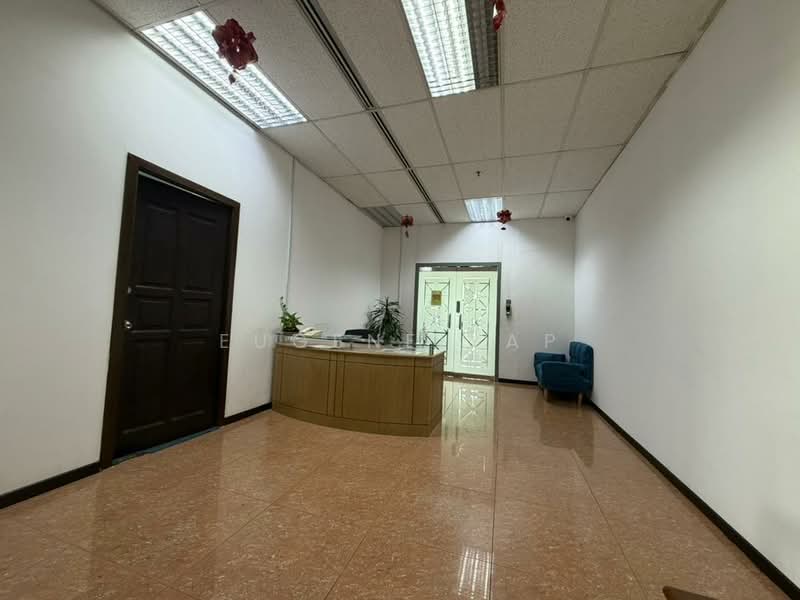 Detached Factory for Sale in Temasya Glenmarie (Glenmarie) - Eugene Yap - Lobby - PropertyGuru.com.my