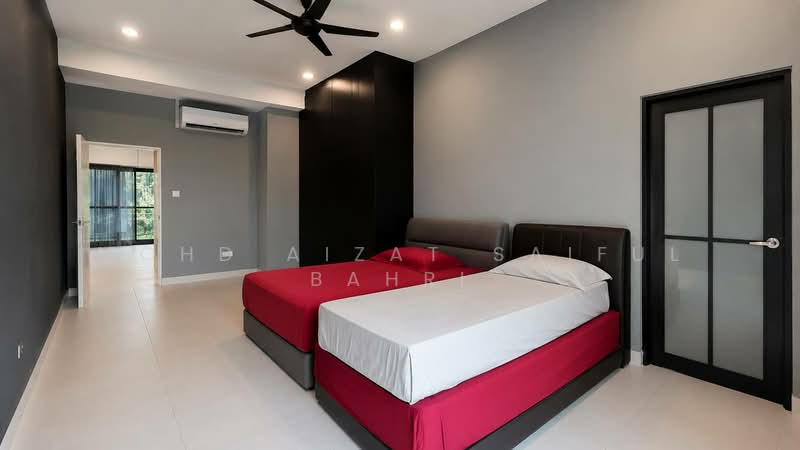 Rumah Teres 3 Tingkat untuk Dijual di Bandar Nusaputra (Puchong) - Mohd Aizat Saiful Bahri - Bedroom - PropertyGuru.com.my